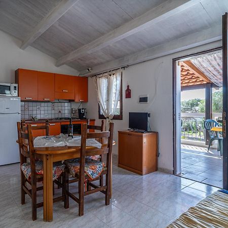 Casa Vacanze Cala Sapone Sant'Antioco Bagian luar foto