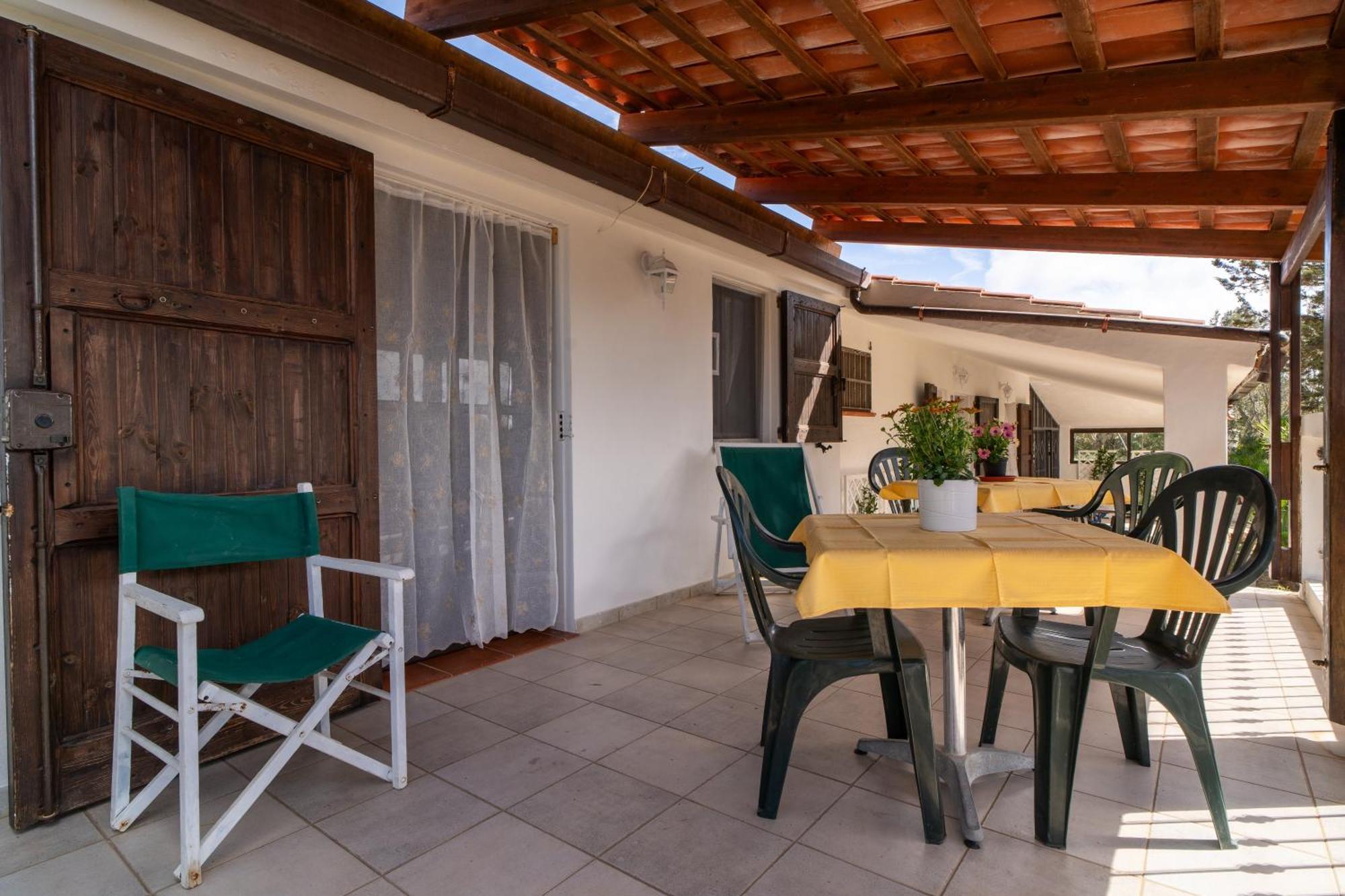 Casa Vacanze Cala Sapone Sant'Antioco Bagian luar foto